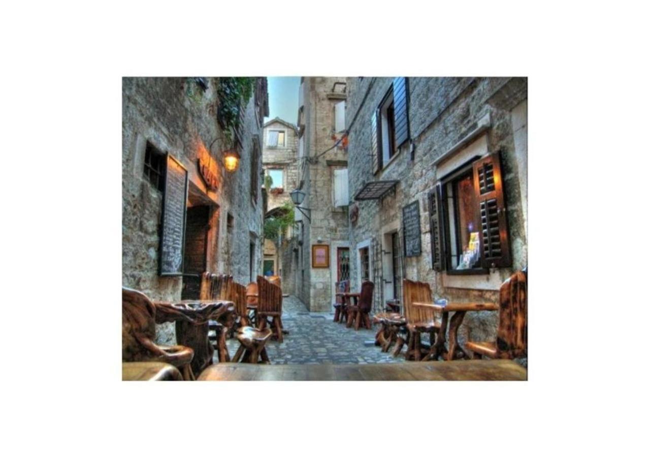 Apartment Capo Residence - Old Town - Parking Trogir Extérieur photo